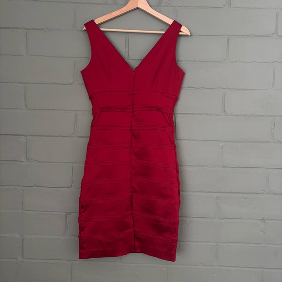 Calvin Klein Red Sleeveless Sheath Midi Dress Women’s Size 4 - Picture 5 of 11